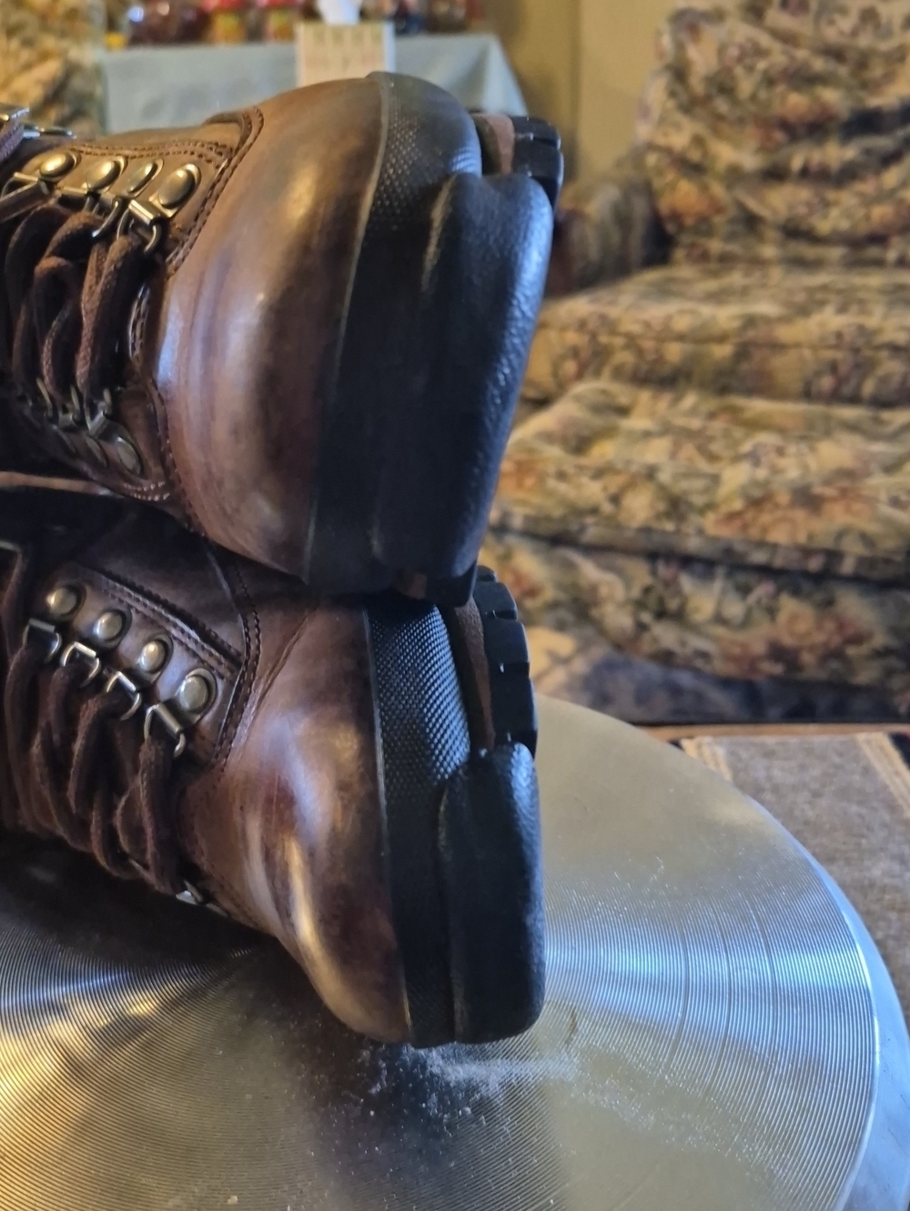 Timberland's Euro Hiker boots. Metal Hardware. Womens Sz.8M. brown Leather (#) - Picture 10 of 13